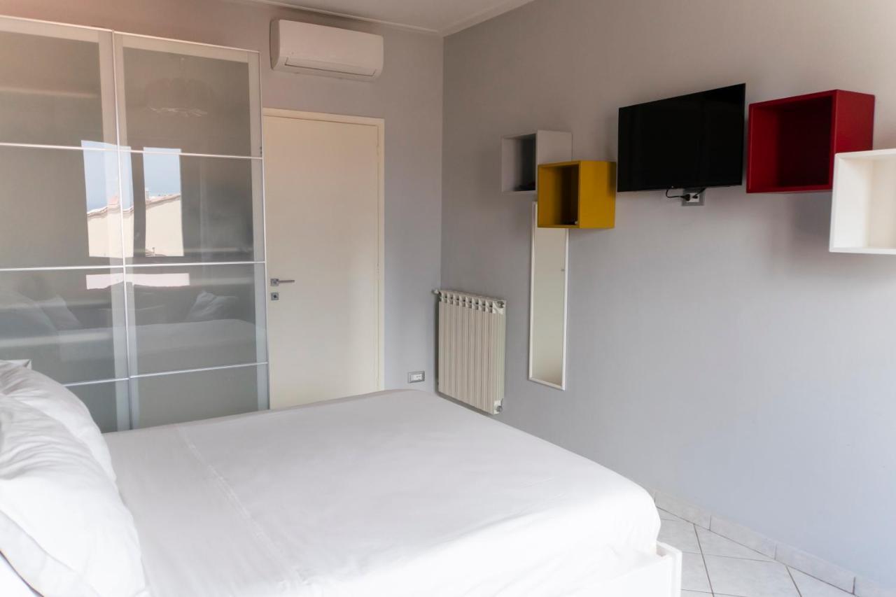 Ad Un Passo Dal Molo Con 2 Biciclette Incluse Apartment Viareggio Exterior photo